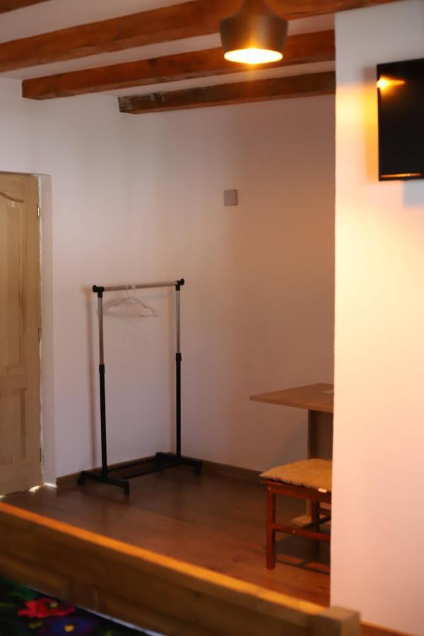 Casa De Vacanta Family & Friends Crit ภายนอก รูปภาพ